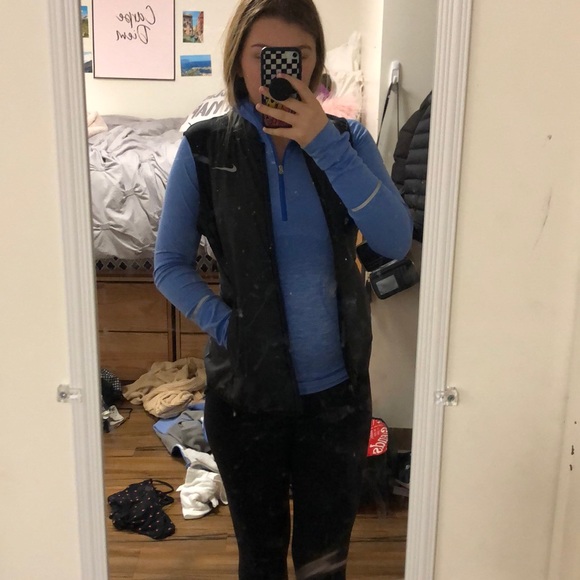 Nike Jackets & Blazers - nike vest